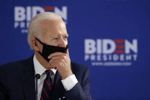Bloomberg paga per i galeotti. Per spingerli a votare Biden