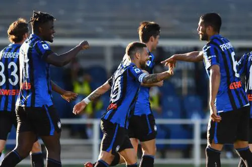 Atalanta, che ribaltone. La Lazio dura poco e la Signora allunga