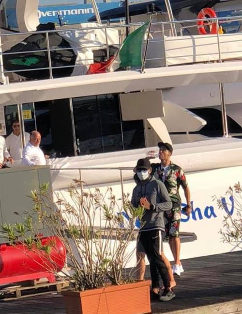 Cristiano Ronaldo a Viareggio per scegliere il suo nuovo super yacht
