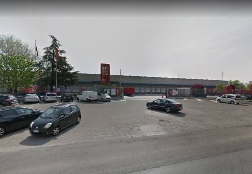 Oltre 40 positivi alla Bartolini: il focolaio che spaventa Bologna