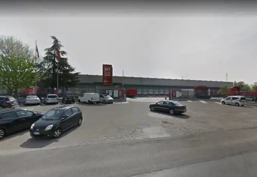 Oltre 40 positivi alla Bartolini: il focolaio che spaventa Bologna