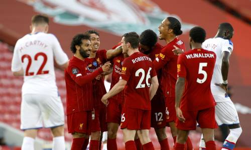 Liverpool, festa davanti alla tv. Titolo ai Reds grazie al Chelsea