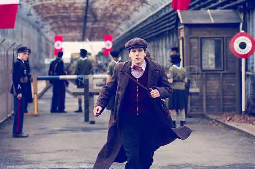 "Resistance - La voce del silenzio", il giovane Marcel Marceau contro il nazismo