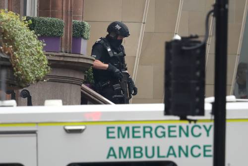 Glasgow, furia e coltellate dentro l'hotel dei rifugiati Polizia: "Non è terrorismo"