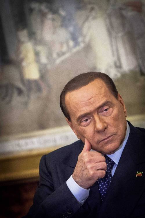 Berlusconi sferza l'Ue: "Ora agire con rapidità. Incomprensibile no al Mes"