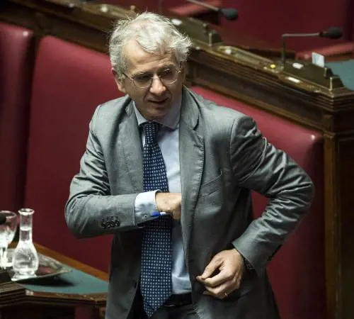 Caso Palamara, il virus "a singhiozzo". È scomparso l'audio con Pignatone
