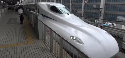 Giappone, ecco il nuovo treno proiettile che "resiste" ai terremoti