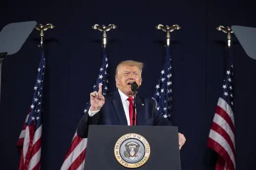 Ufficiale: gli Usa fuori da Oms. Cosa c'è dietro questa mossa