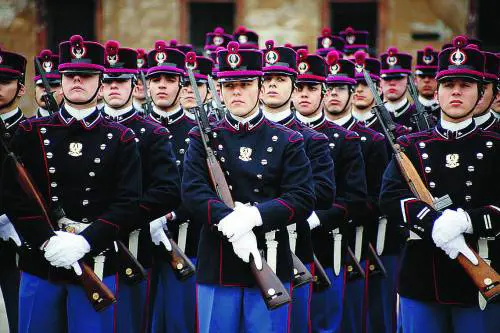 Anche la Difesa avrà la sua università. Lauree per militari (ma anche per i civili)