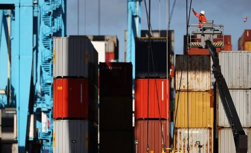 I nostri porti sono nel mirino: che cosa rischia adesso l'Italia