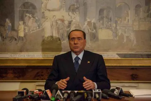 La svolta di Berlusconi: "Referendum demagogico"