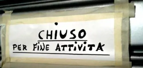 Inizia la strage di negozi: chiude pure quello di Conte