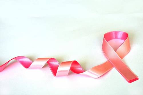 Tumore al seno, dieta mima-digiuno migliora la risposta alla chemio