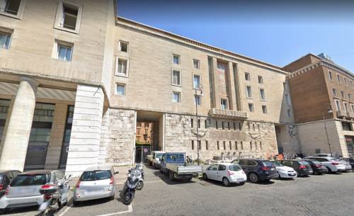4 mesi dopo il Morandi, il governo ha venduto ai Benetton un palazzo storico di Roma