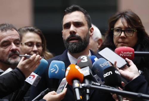 Madrid, lo scandalo del software segreto. "Il governo ha spiato i leader catalani"
