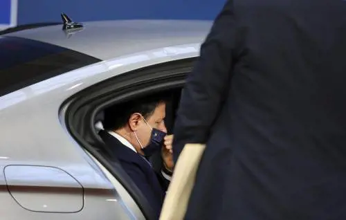 "Non torno senza un'intesa". Ora per Conte si mette male