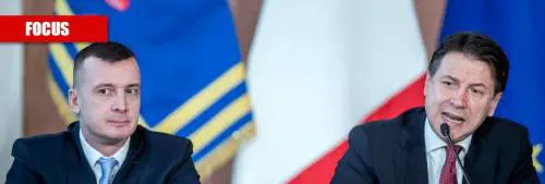 "Un altro sarebbe stato già sostituito". Ecco la parabola di Casalino