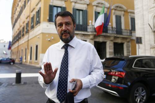 La difesa di Salvini: "Conte sapeva tutto. Se questo è un reato tanti risponderanno"