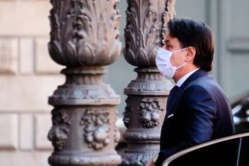 Coronavirus, Conte denunciato per pandemia colposa