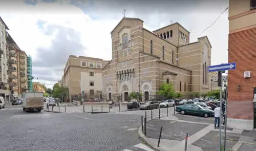 "Ha abbassato pantaloni, poi..." Quella violenza in pieno giorno a Roma