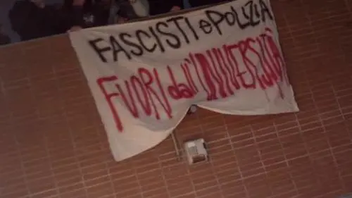 19 misure cautelari contro i collettivi rossi che negano le foibe