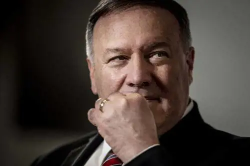 Il viaggio di Pompeo e la dottrina Trump. Caccia alla pace con i Paesi musulmani