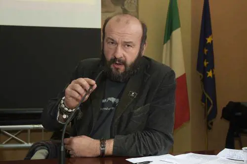 La rivoluzione di Davide Rondoni per un'Italia a misura di giovani