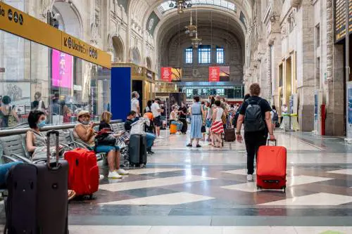 Treni, dietrofront del governo e in Centrale scoppia il caos