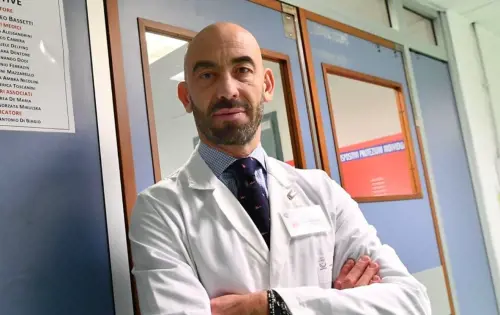Matteo Bassetti: "Io icona gay? Sono eterosessuale convinto"