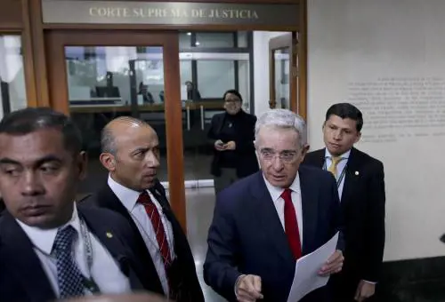 Colombia, il mito anti narcos in arresto. E rischia quattro anni per corruzione