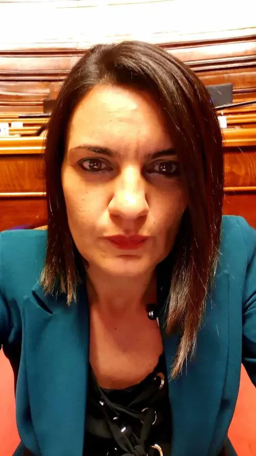 Chi è Giulia Lupo, la grillina che vuole sputare addosso ai traditori