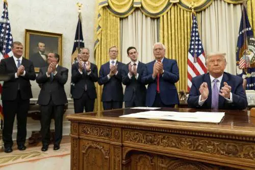 Trump ora gioca la carta finale. Un'alleanza gli darà la vittoria?