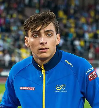 Duplantis, mamma in auto 25 ore  per portargli l'asta