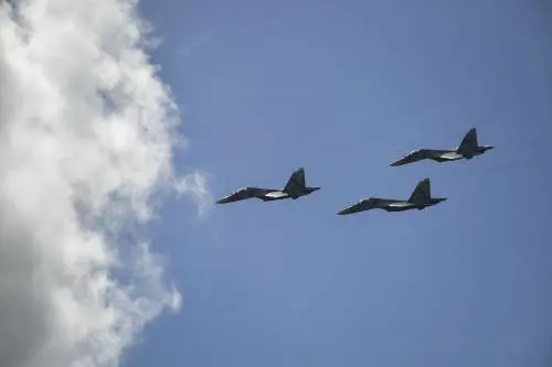 Caccia russo entra in azione: "Intercettato un aereo italiano"