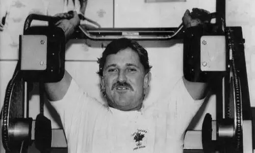 Larry, velista gentiluomo. La sportività è il suo oro