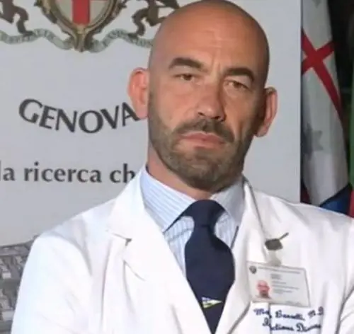 "Waterloo dei tamponi". Sui test anti-Covid un'altra lite fra virologi: "Vanno usati meglio"