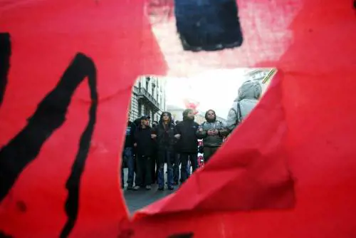 "La prova: centri sociali all'opera nel lockdown per conto del Comune"