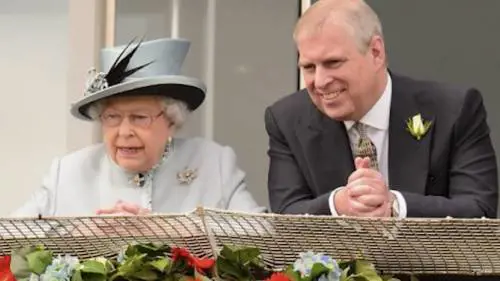 "Il più grande scandalo reale. Ecco cosa rischia il figlio della Regina"
