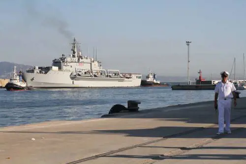 L'Italia in missione in Libano: nave della Marina verso Beirut