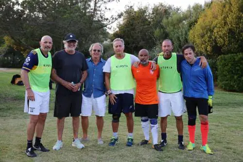 Sinisa Mihajlovic torna in campo: la 'partitella' in vacanza