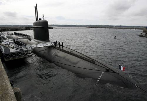 Macron fa tremare gli oceani: testato il missile balistico M51