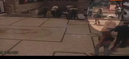 Poliziotto salva la vita a un anziano colpito da infarto in Stazione Centrale a Milano