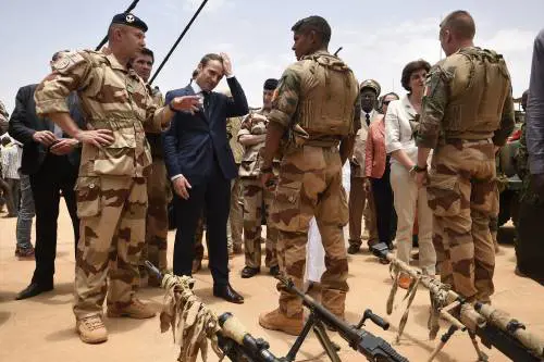 Il contrabbando in Africa sta aiutando gli islamisti