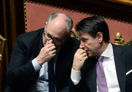 Ecco il folle piano del governo Più tasse e tagli alle detrazioni