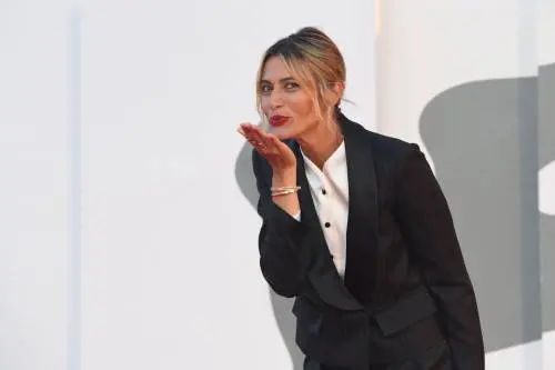 "Inizia l'edizione zero. Sono madrina per portare al Lido empatia e voglia di fare"