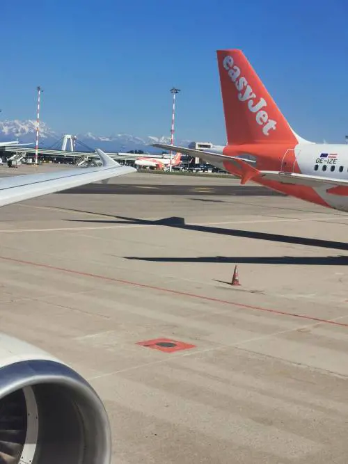 Da Milano a Bucarest: easyJet apre una nuova rotta, aumentano le frequenze per Catania e Palermo