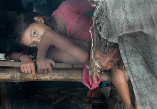 Pakistan, l'orrore degli islamici. Rapiscono e stuprano le bimbe