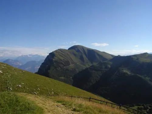 In volo con Guido Keller sulle montagne veronesi