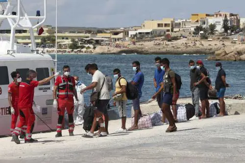 Sgominati gli scafisti della Diciotti