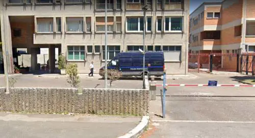 Corsi di pugilato per i detenuti. I poliziotti: "Imparano ad aggredirci"